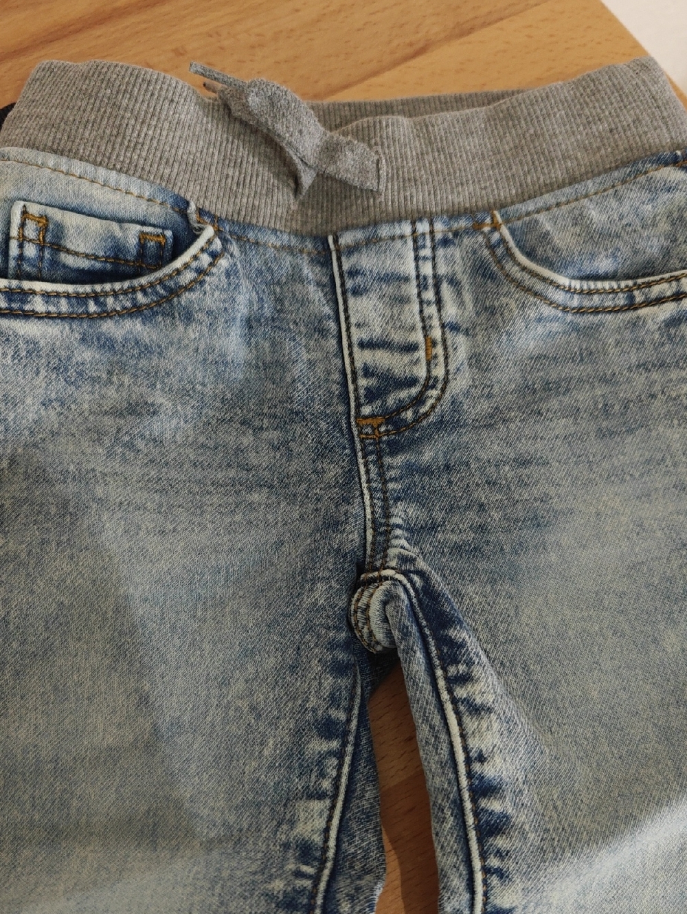 Two Jeans - Picture 3 of 7